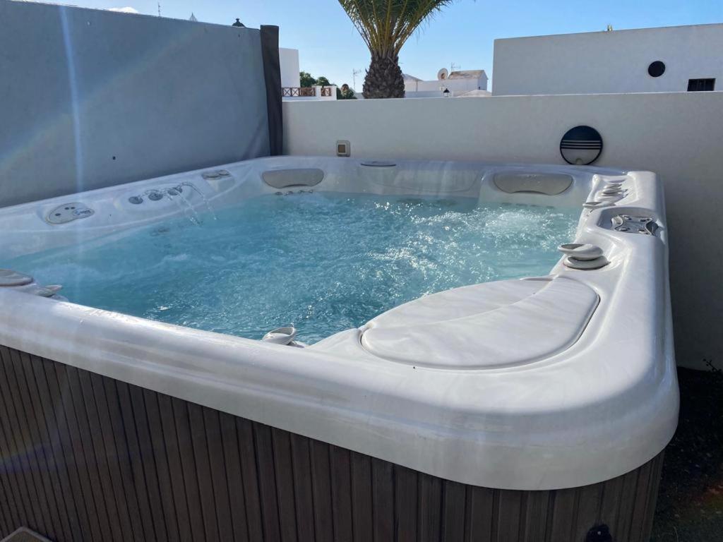 Villa Gehidy Teguise  Eksteriør bilde